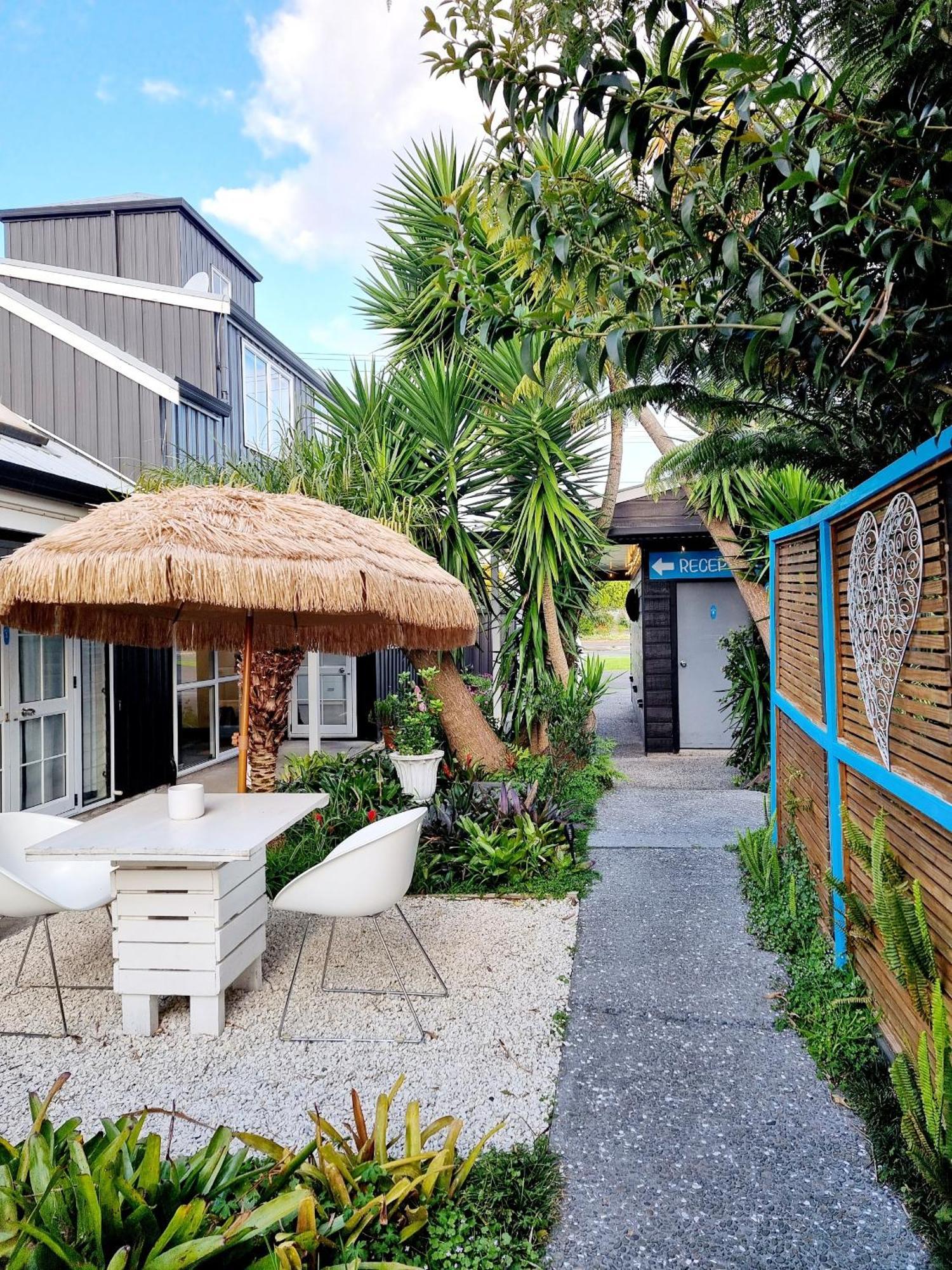 Southpacific Motel Whangamata Ngoại thất bức ảnh