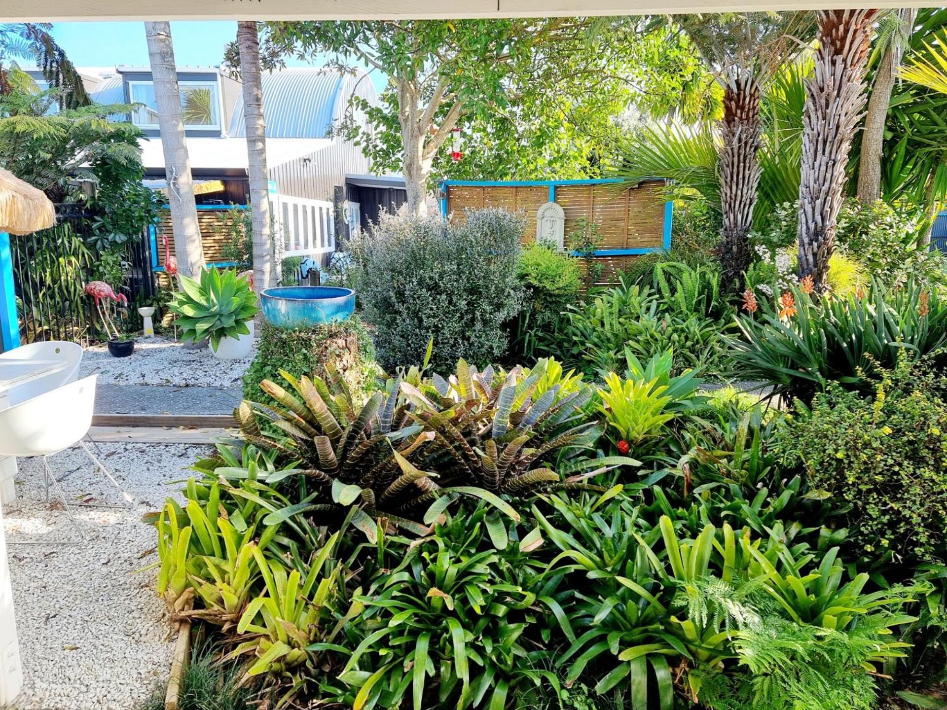 Southpacific Motel Whangamata Ngoại thất bức ảnh