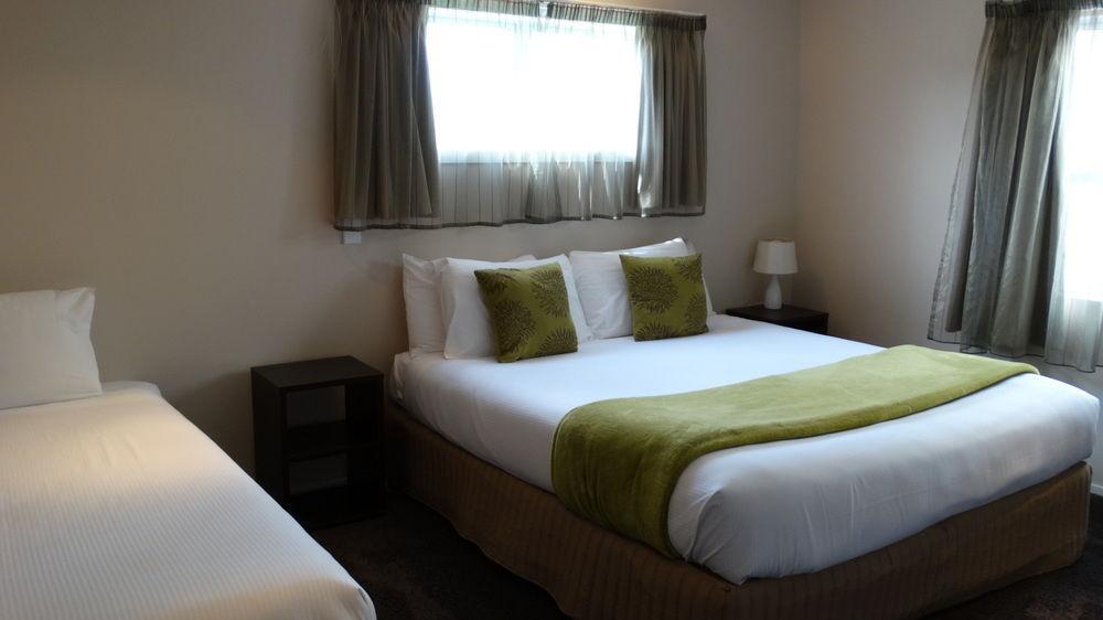Southpacific Motel Whangamata Ngoại thất bức ảnh