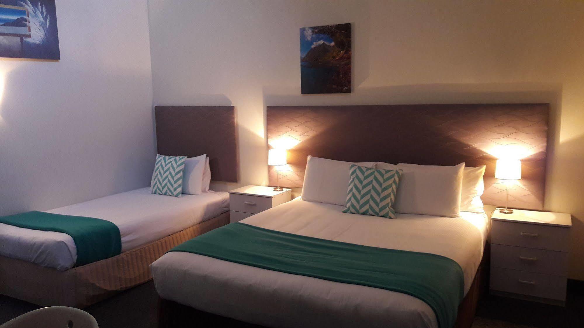 Southpacific Motel Whangamata Ngoại thất bức ảnh