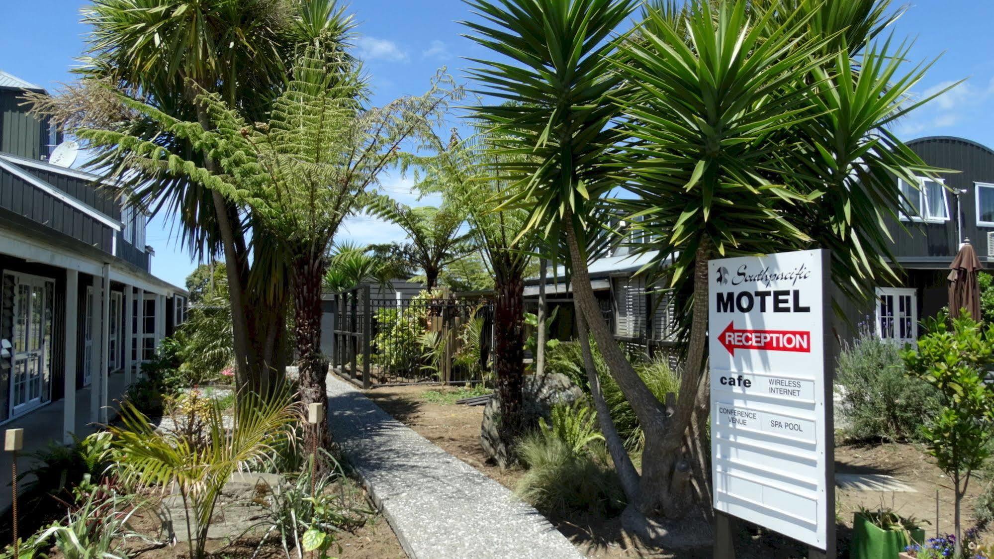 Southpacific Motel Whangamata Ngoại thất bức ảnh
