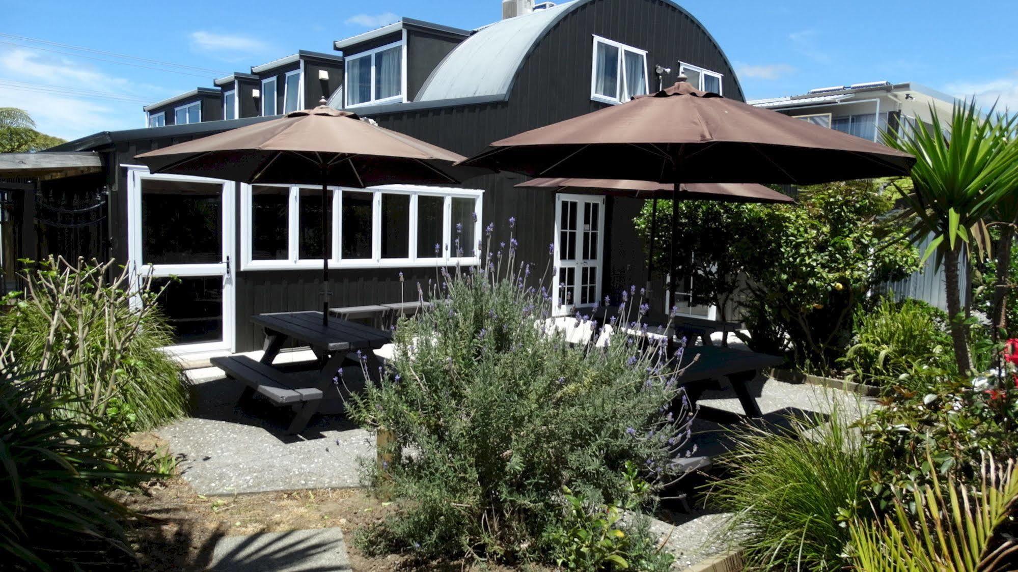 Southpacific Motel Whangamata Ngoại thất bức ảnh